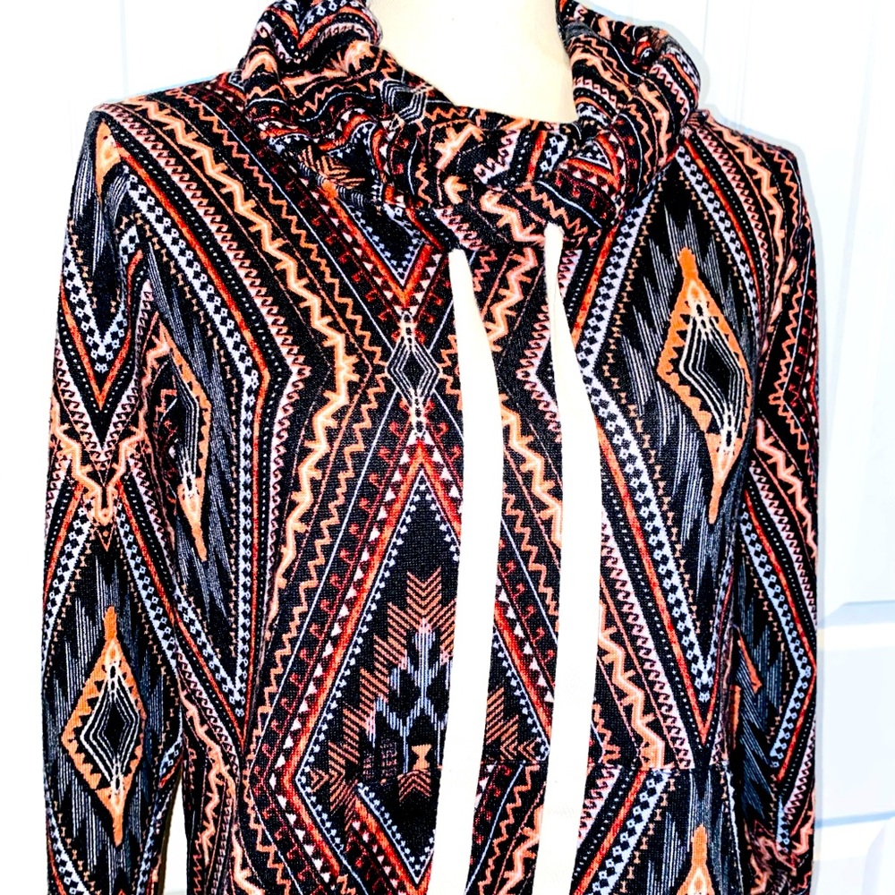 B1G1 Ultra Flirt Aztec Print Top